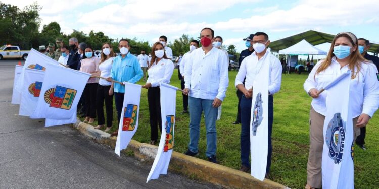Quintana Roo protege y atiende bien a los turistas y visitantes: Carlos Joaquín