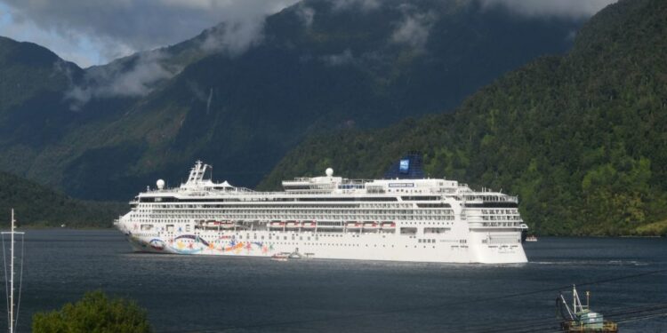Recalada de “Marina”dará inicio a Temporada de Cruceros de Puerto Chacabuco
