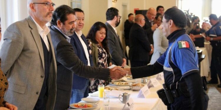 Reconocen labor de agentes de la Policía Turística de Tijuana