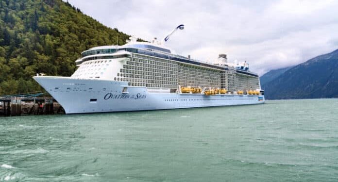 Royal Caribbean abre reservas para 2023 en cruceros por Alaska