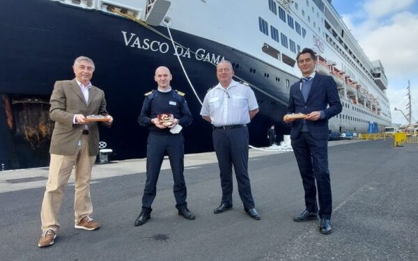 Segmento small luxury de cruceros toma base en Las Palmas