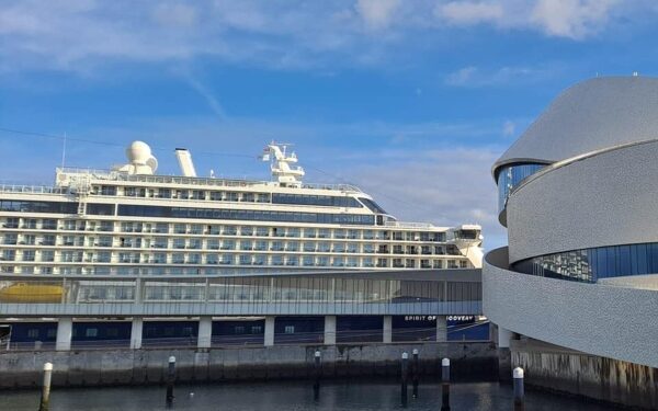Spirit of Discovery cierra temporada de cruceros en Puerto de Leixões