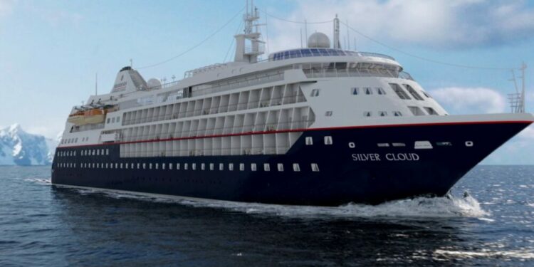 Turista evacuada desde crucero en la Antártica murió por Covid-19