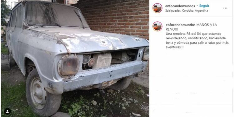 La pareja arregló el auto y emprendió el viaje (Foto: Instagram/@enfocandomundos)