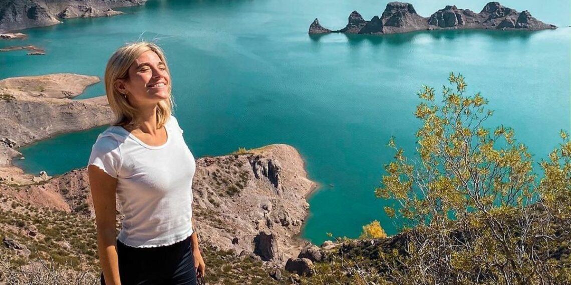 Una popular influencer de viajes visita Mendoza