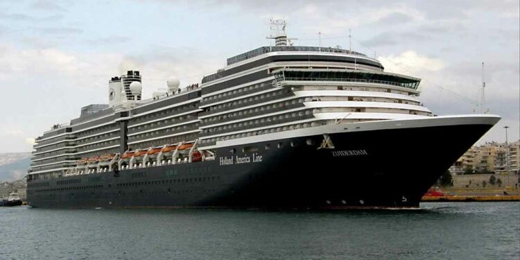 VIDEO: Desembarca en Guaymas crucero con 37 casos de covid