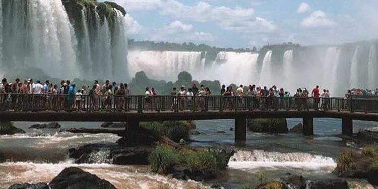 fuerte impacto en los paquetes turísticos dentro del país • Canal C