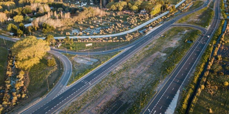 inauguraron dos rutas claves para los viajes a la Costa Atlántica