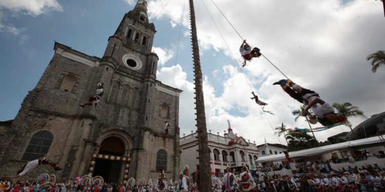 ¡De Puebla para el mundo! Premian a Cuetzalan como uno de los mejores pueblos turísticos del mundo