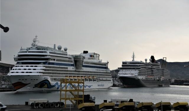 CARTAGENA / El Puerto de Cartagena recibe la primera doble escala de cruceros del año con 1.670 pasajeros