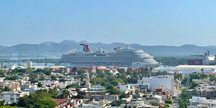 A pesar de alza en contagios, en enero llegarán 15 cruceros a Mazatlán