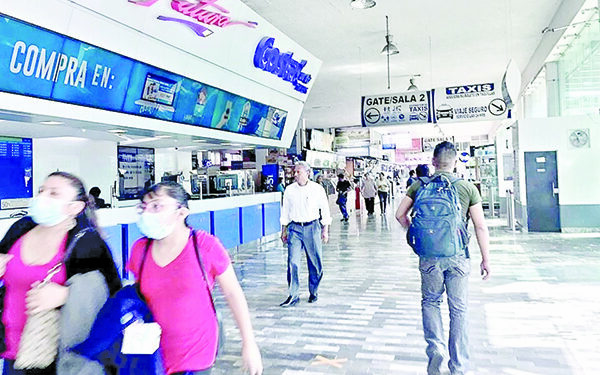 Afectan “rides” viajes de empresas legales – La Prensa de Monclova