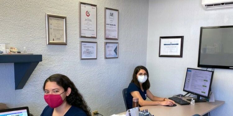 Agencias de viajes recomiendan seguro con cobertura covid