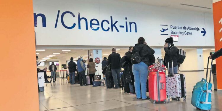 Ahora Volaris cancela vuelos