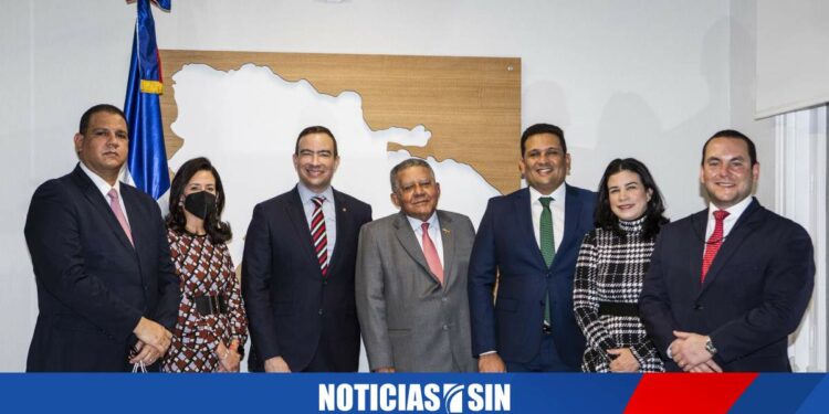 BHD León impulsa propuesta de valor para industria turística en Fitur 2022