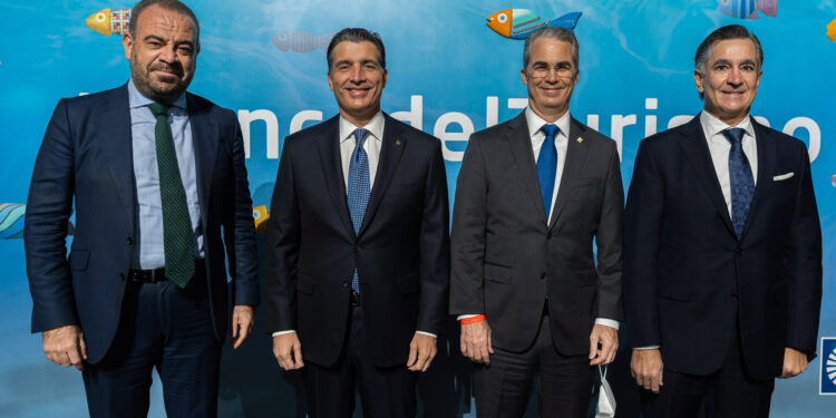 Banco Popular celebra cena de gala con empresarios turísticos en Fitur 2022
