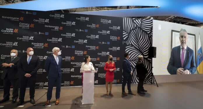 Canarias cierra el año con una recuperación superior al 50% de la actividad turística y prevé lograr el 90% en 2022