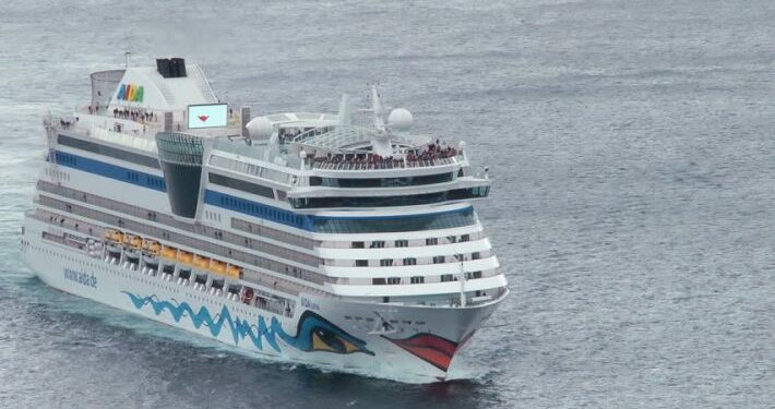 Cancelan viajes del AIDAluna en el Caribe y hacia Hamburgo