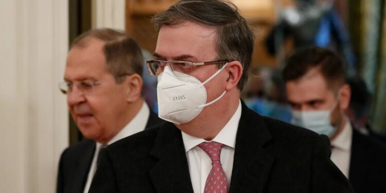 Canciller mexicano se entrevistará con Boric previo a reunión de la Celac