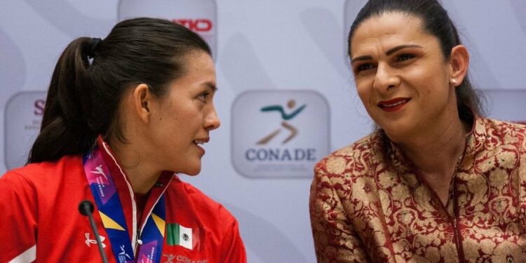 Conade condiciona beca a deportistas por uso de redes sociales y críticas