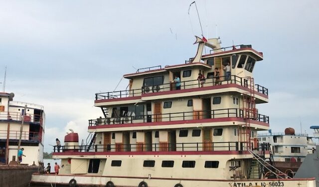 Crucero Naviera Oikos Iquitos se encuentra en venta