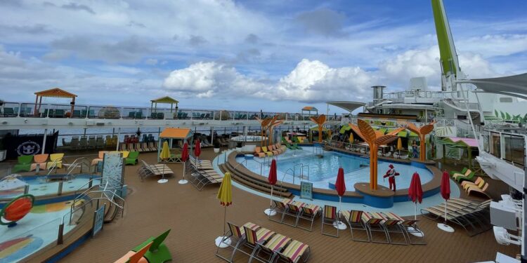 Crucero de Royal Caribbean sin visitar Curazao y Aruba tras brote de COVID-19
