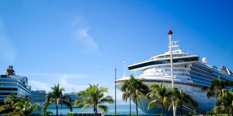 Cruceros recuperarán niveles prepandemia en 2022: CLIA
