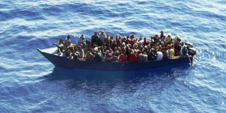 Detienen a 25 personas al tratar de llegar ilegalmente a Puerto Rico