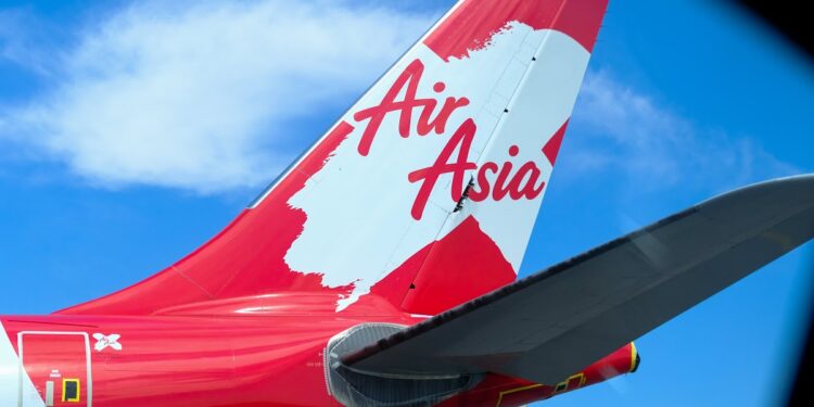 El CEO de AirAsia dice que los viajes internacionales se recuperarán con fuerza a pesar del impacto de omicron