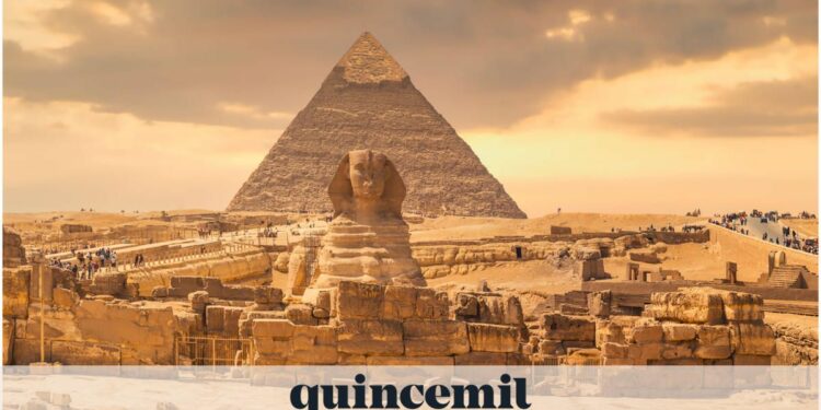El aeropuerto de Santiago de Compostela tendrá vuelos directos a Luxor, en Egipto