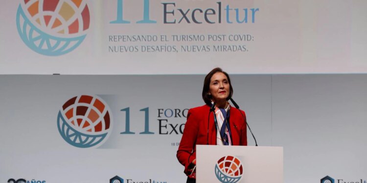 El sector turístico se cita en Fitur para relanzar su recuperación | Economía