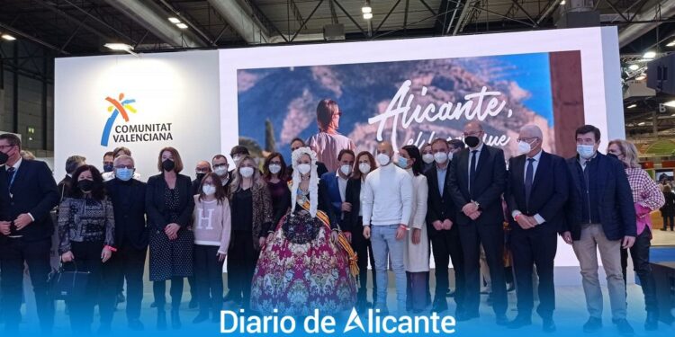 El turismo de cruceros atraerá a 50.000 turistas a Alicante en etapa estival