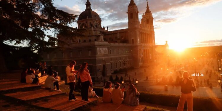 El turismo extranjero en España se dispara en noviembre, aún muy por debajo de los niveles de 2019