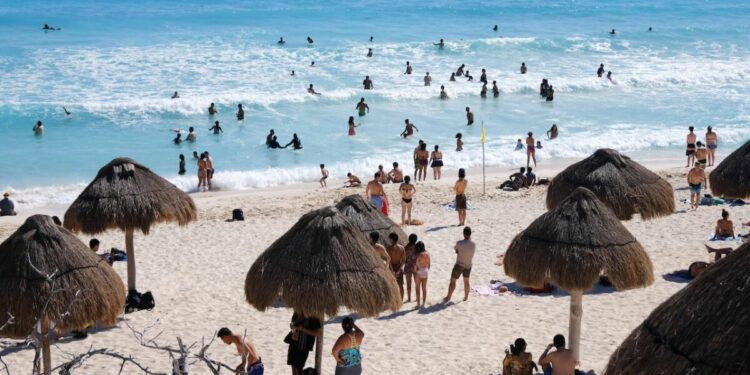 El turismo recupera y rebasa en algunos segmentos los precios prepandemia