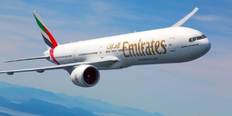 Emirates y Amadeus firman acuerdo de distribución
