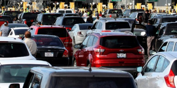 Estados Unidos exigirá certificado COVID en viajes por tierra