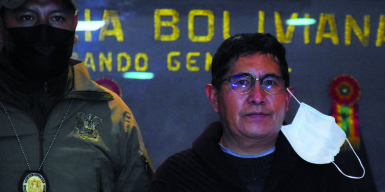 Fiscalía pide detener a Alcón por riesgo de fuga: hacía frecuentes viajes a Perú y vivía sin familiares