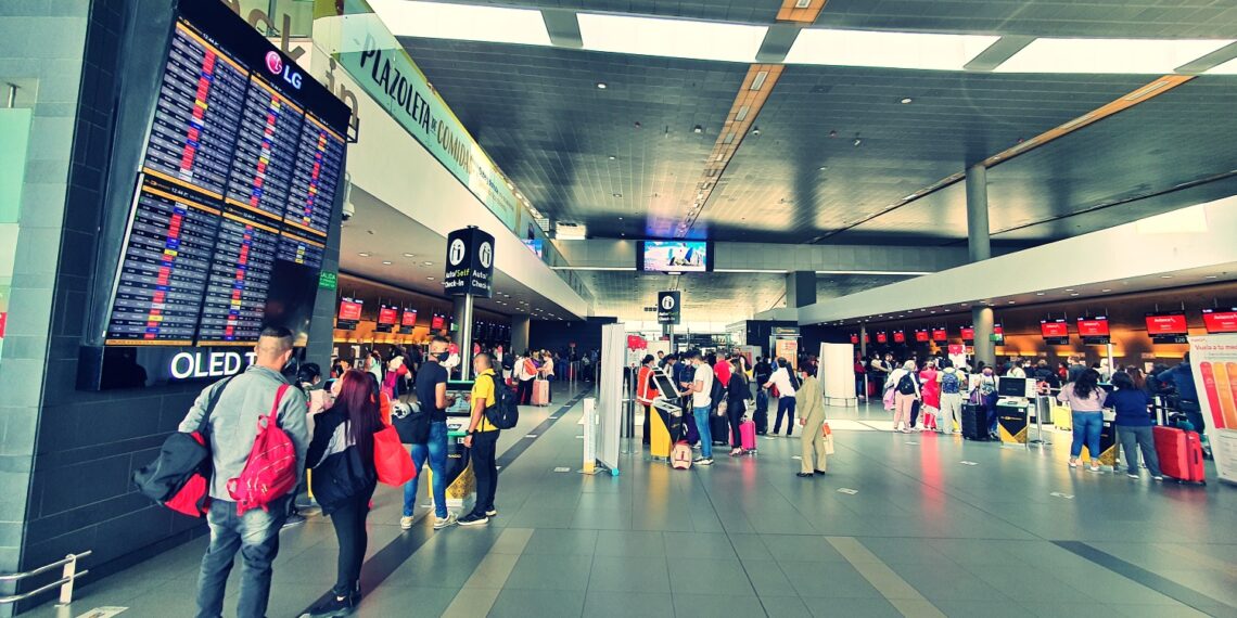 Industria aeroportuaria insta a los gobiernos a no reintroducir medidas restrictivas a los viajes