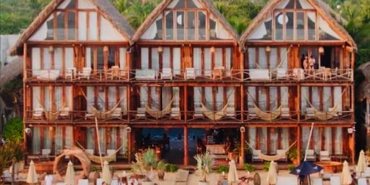 Naked Zipolite hotel.png