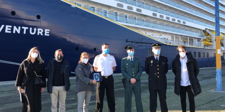 La Coruña recibe los primeros cruceros del año
