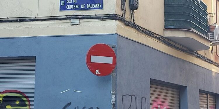 La calle del bombardeo, por Emma Riverola