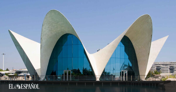 La CNN sigue a 'The New York Times' y recomienda viajar a Valencia en lugar de a Barcelona