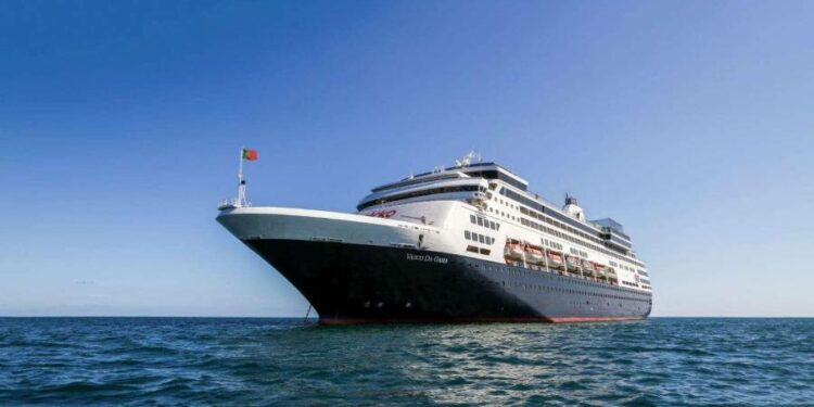 Llega el primer crucero del año a Puerto Cortés