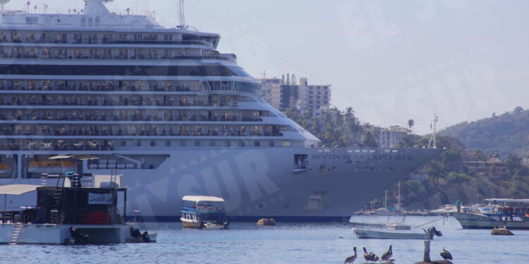 Llega el tercer crucero de la temporada a Acapulco