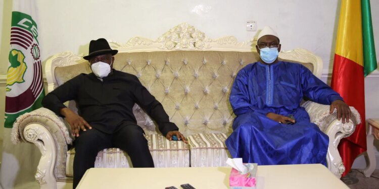 Mali condena las nuevas sanciones "ilegítimas" de la CEDEAO