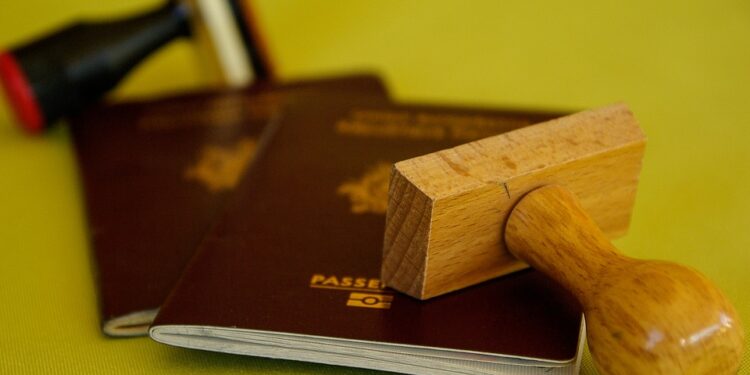 Más de 100.000 almerienses han renovado su DNI o pasaporte durante el 2021