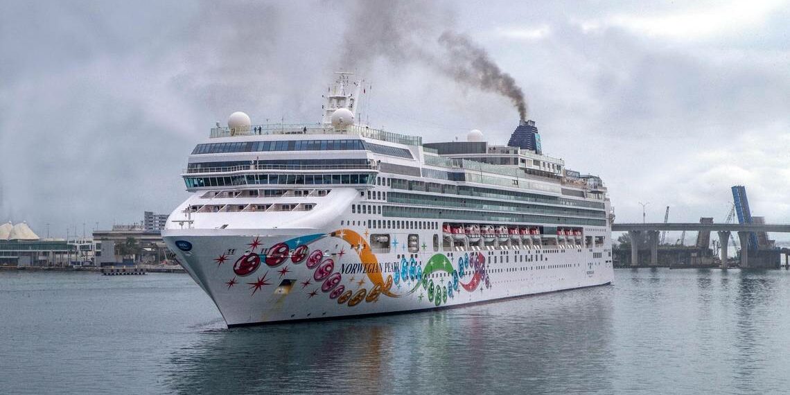 Norwegian Cruise Line cancela ocho cruceros debido a la variante ómicron