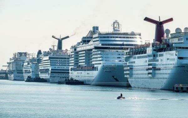 Norwegian cancela más cruceros por la situación de la salud pública mundial