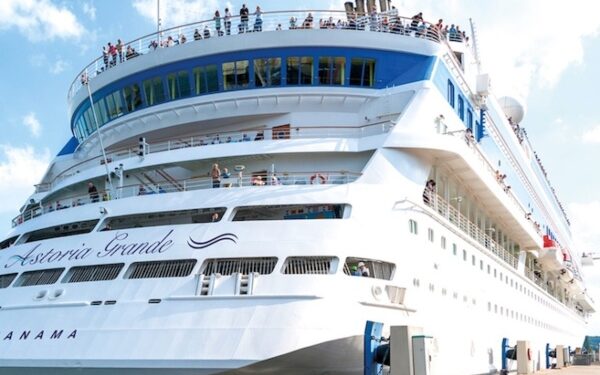 Nuevo Astoria Grande ofrece cruceros por el Mediterráneo desde Sochi a partir del 5 de marzo
