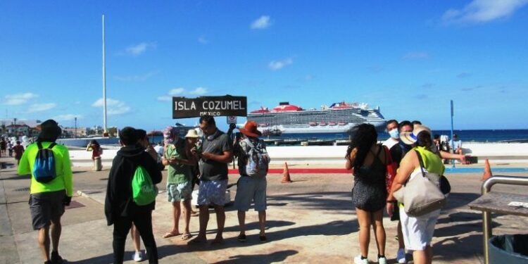 Prevén arribo de 24 cruceros a Cozumel pese a cancelaciones de Royal Caribbean